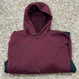Nike therma fit sweatshirt
